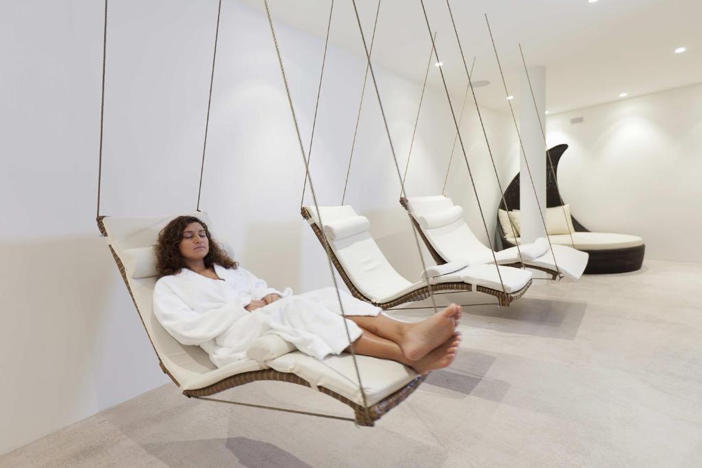 Hotel Arnica Scuol - Adults Only Eksteriør bilde